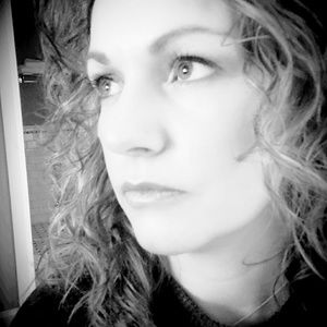 Meet your Posher, Bobbi